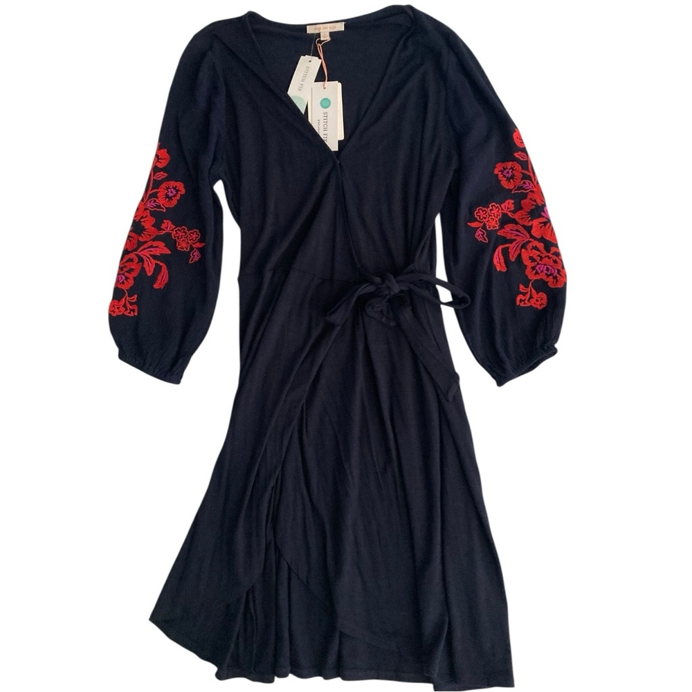 Skies Are Blue Sylvie Floral Embroidered Faux Wrap Knit Dress Womens Size S